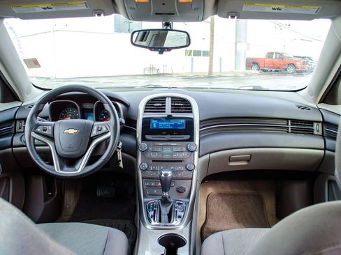 Used 2013 Chevrolet Malibu LS w/ Protection Package FWD image 28