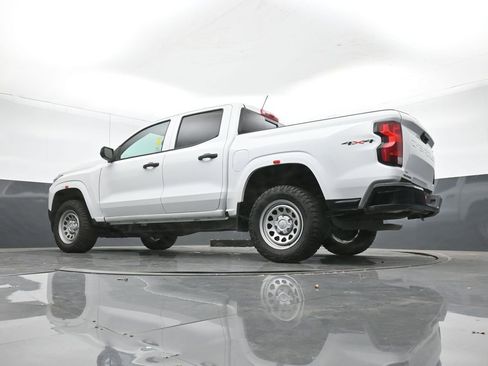 Used 2024 Chevrolet Colorado W/T w/ WT Convenience Package image 35