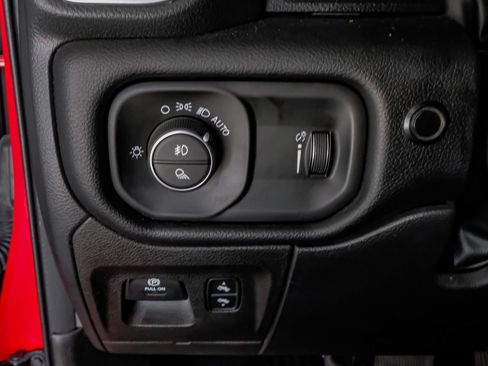 Used 2022 RAM 1500 Big Horn AWD/4WD image 26