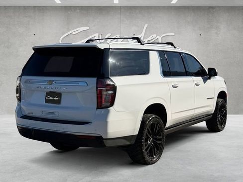 Used 2023 Chevrolet Suburban High Country image 16