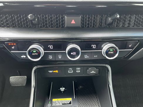 Used 2024 Honda CR-V EX-L image 18
