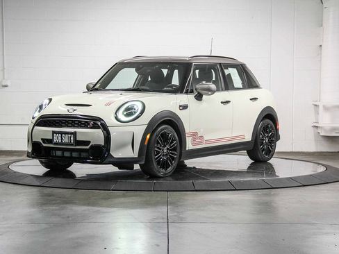 Certified 2023 MINI Cooper S image 3
