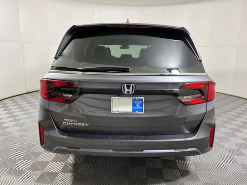 New 2026 Honda Odyssey EX-L image 8