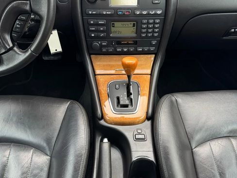 Used 2002 Jaguar X-TYPE 3.0 image 37