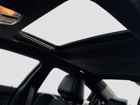 Used 2023 Dodge Charger Scat Pack w/ Plus Group image 22