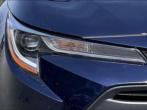 Used 2024 Toyota Corolla LE FWD image 29