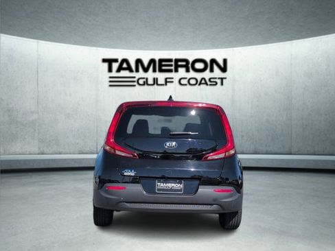 Used 2020 Kia Soul LX image 3