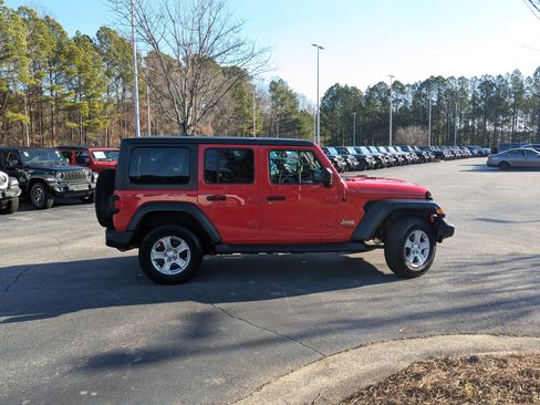 Used 2018 Jeep Wrangler Unlimited Sport S image 4