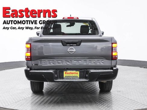 Used 2022 Nissan Frontier S image 6