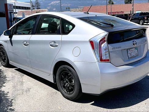 Used 2015 Toyota Prius Three FWD image 6