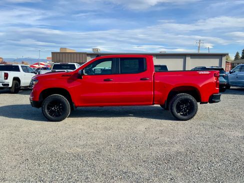 New 2026 Chevrolet Silverado 1500 Custom Trail Boss w/ LPO, Dark Essentials Package image 2