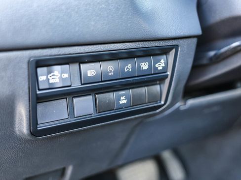 Used 2022 Toyota Tundra Limited image 25