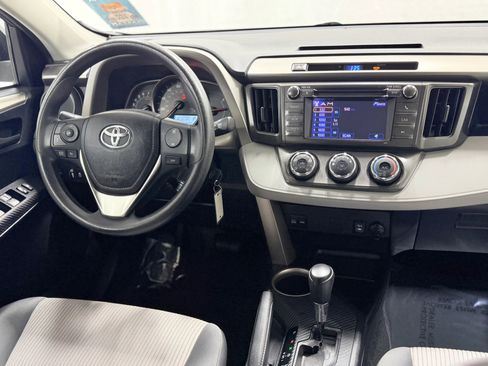 Used 2013 Toyota RAV4 LE image 22