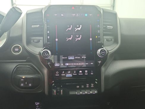 New 2025 RAM 2500 Tradesman image 28