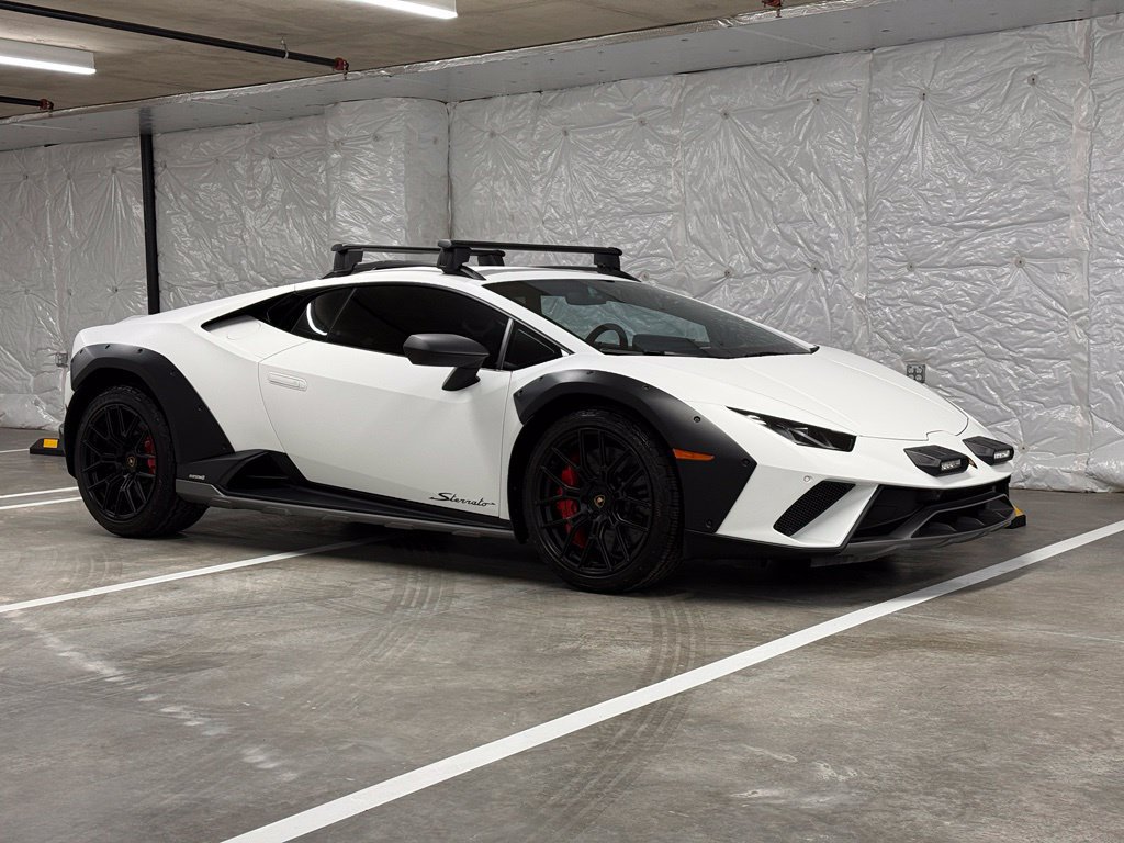 Used 2023 Lamborghini Huracan Sterrato AWD/4WD image 9