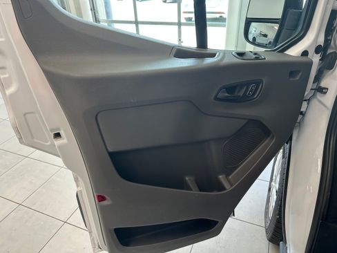 Used 2024 Ford Transit 350 XLT RWD image 11