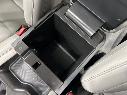 New 2026 Ford Explorer Active w/ Active Comfort Package image 22