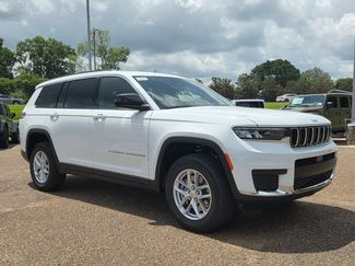 New 2026 Jeep Grand Cherokee L Laredo RWD video 2