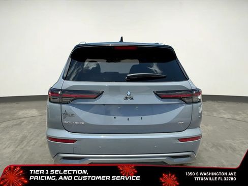Used 2025 Mitsubishi Outlander SEL FWD image 8