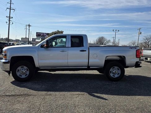 Used 2019 Chevrolet Silverado 2500 W/T image 4