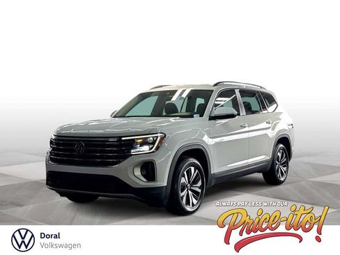 Used 2024 Volkswagen Atlas SE FWD image 1