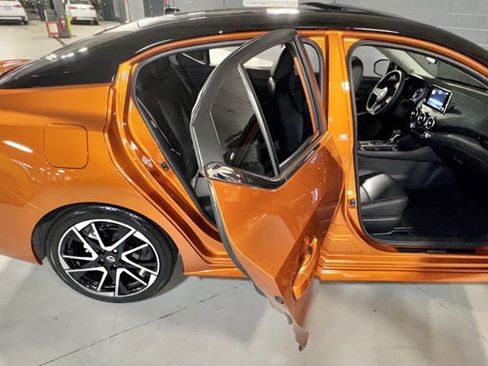 Used 2024 Nissan Sentra SR w/ SR Premium Package image 13