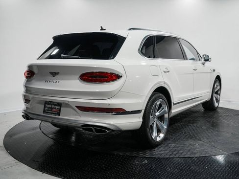 Used 2023 Bentley Bentayga Extended Wheelbase image 8