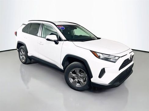 Used 2025 Toyota RAV4 XLE w/ Weather Package AWD/4WD image 2