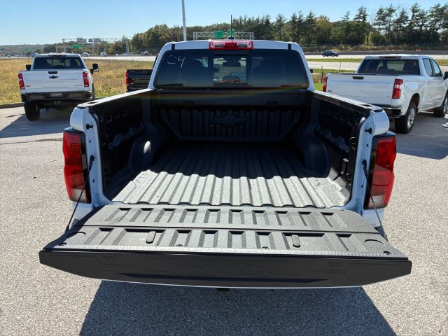 New 2026 Chevrolet Colorado ZR2 w/ Technology Package AWD/4WD image 16