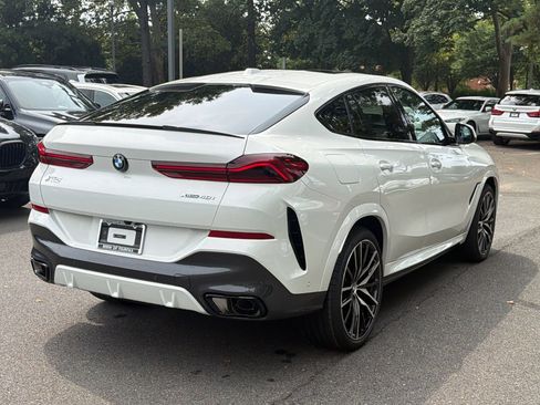New 2027 BMW X6 xDrive40i w/ Climate Comfort Package AWD/4WD image 9