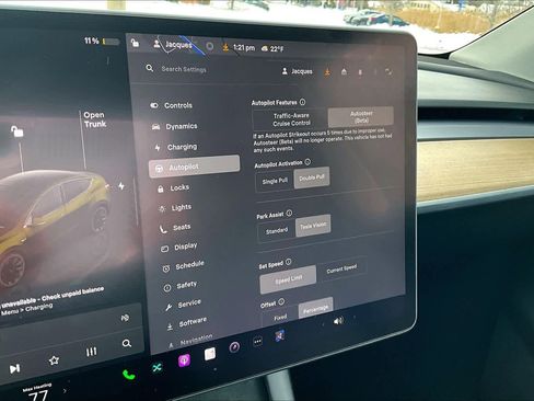 Used 2022 Tesla Model Y Long Range image 32