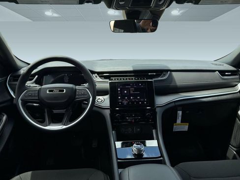 New 2026 Jeep Grand Cherokee Laredo RWD image 16