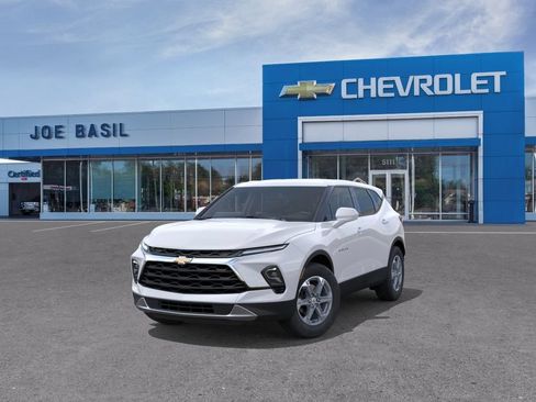 New 2026 Chevrolet Blazer LT AWD/4WD image 8