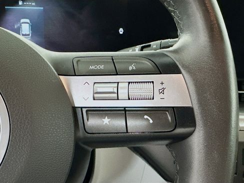 Used 2024 Hyundai Kona SEL image 17