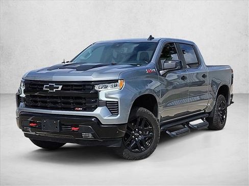 Used 2024 Chevrolet Silverado 1500 LT Trail Boss w/ Convenience Package II AWD/4WD image 1