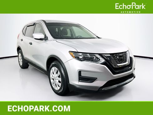 Used 2018 Nissan Rogue S FWD image 1