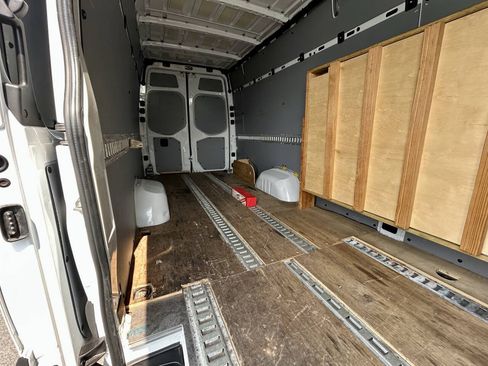 Used 2022 Mercedes-Benz Sprinter 3500 image 14