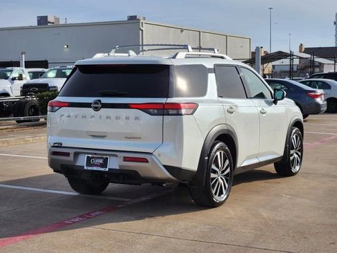 Used 2024 Nissan Pathfinder Platinum w/ Cargo Package image 14