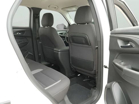 Used 2024 Chevrolet TrailBlazer LS w/ LS Confidence Package FWD image 23