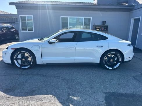 Used 2020 Porsche Taycan 4S AWD/4WD image 8