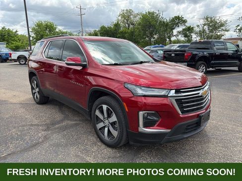 Used 2023 Chevrolet Traverse LT w/ LT Premium Package image 1