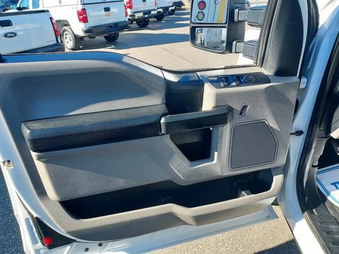 Used 2019 Ford F250 XL w/ STX Appearance Package RWD image 14