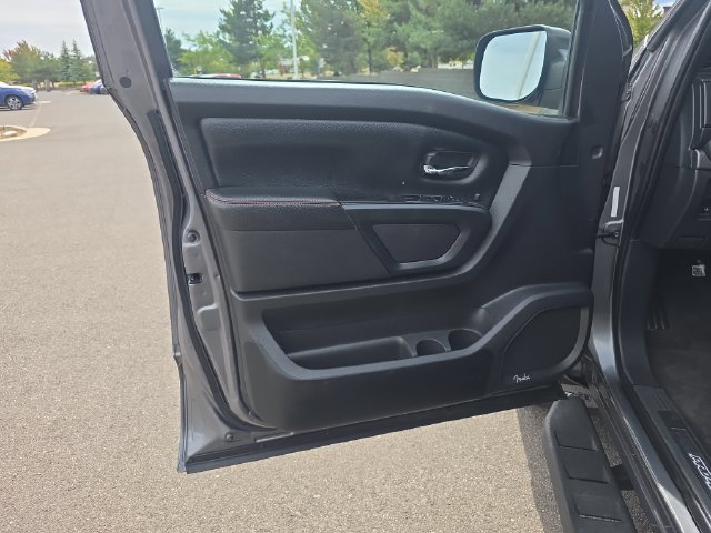 Used 2021 Nissan Titan PRO-4X w/ Pro-4x Utility Package AWD/4WD image 11