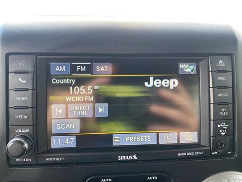 Used 2016 Jeep Wrangler Unlimited Sport AWD/4WD image 25