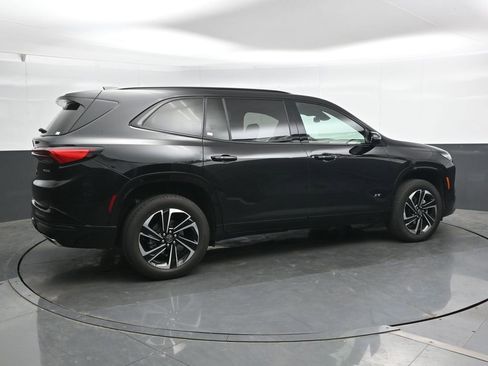 Used 2025 Buick Enclave Sport Touring AWD/4WD image 3