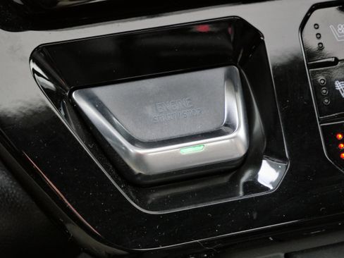 Used 2023 GMC Sierra 1500 AT4 w/ Technology Package image 25