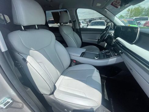 Used 2025 Hyundai Palisade SEL FWD image 26