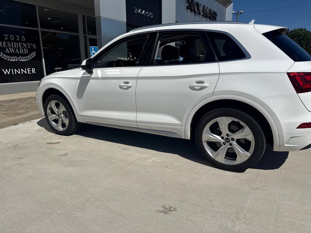 Used 2021 Audi Q5 2.0T Premium Plus AWD/4WD image 21