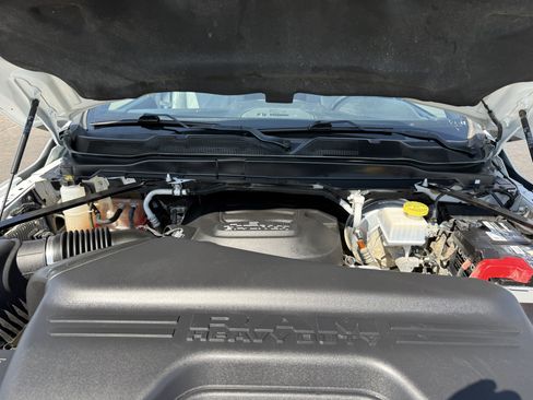 Used 2023 RAM 2500 Tradesman AWD/4WD image 37