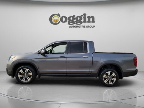 Used 2017 Honda Ridgeline RTL image 2